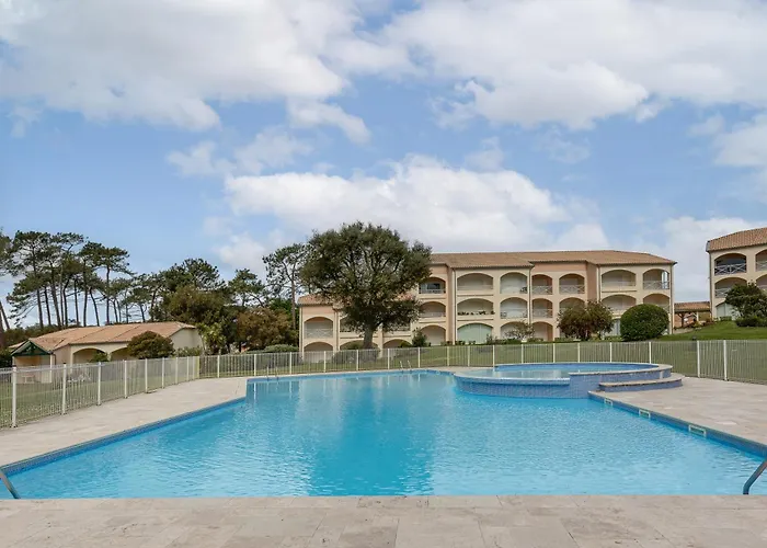 Moderne Avec Piscine Апартаменты *